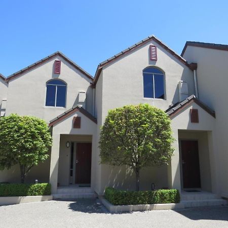 Apartment Fourteen Taupo Bagian luar foto