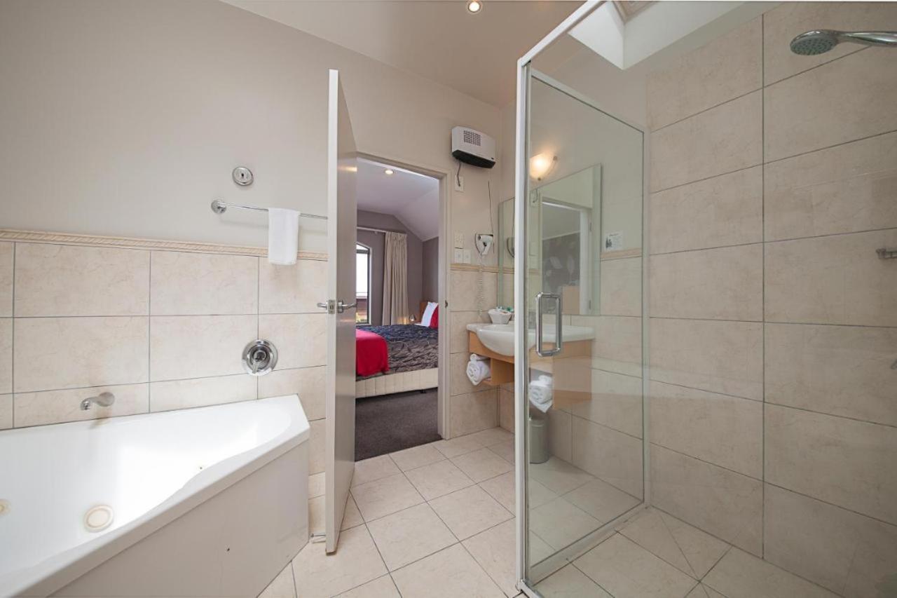 Apartment Fourteen Taupo Bagian luar foto